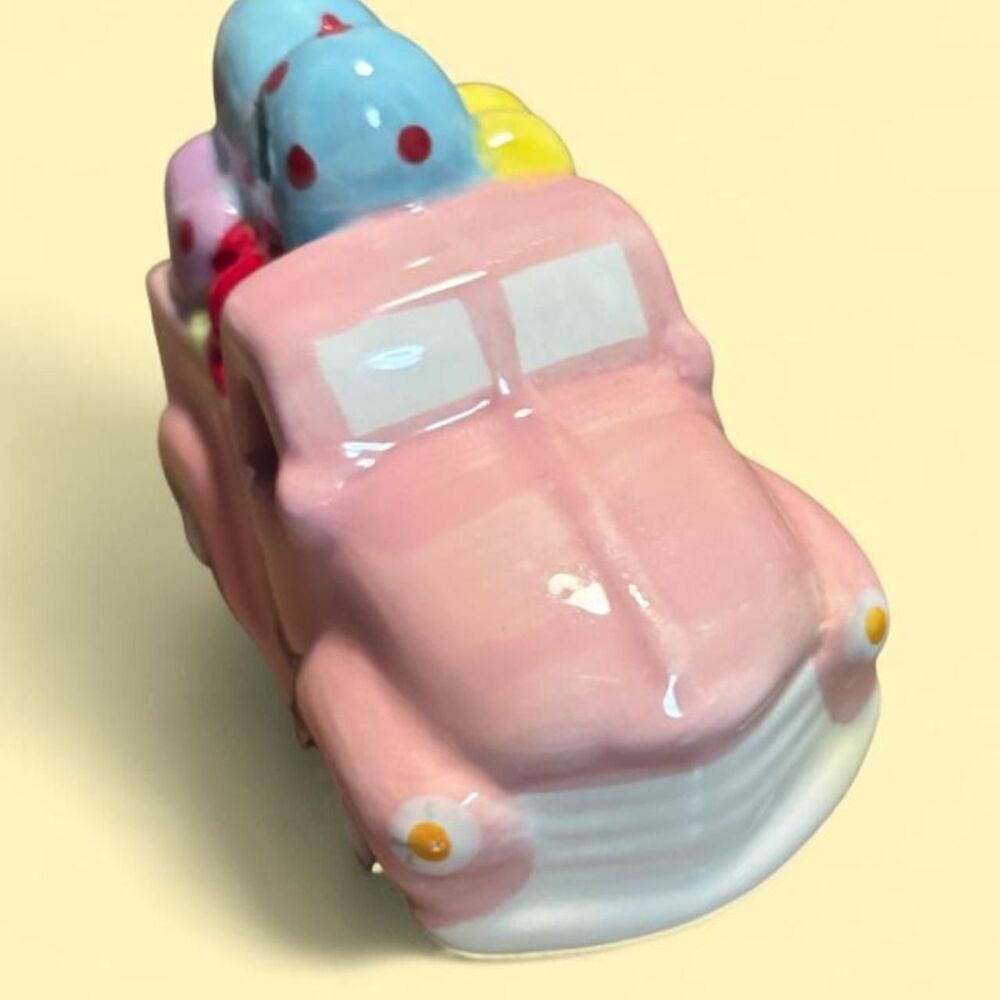Ceramic Light-Up Pink Pickup Truck Decor